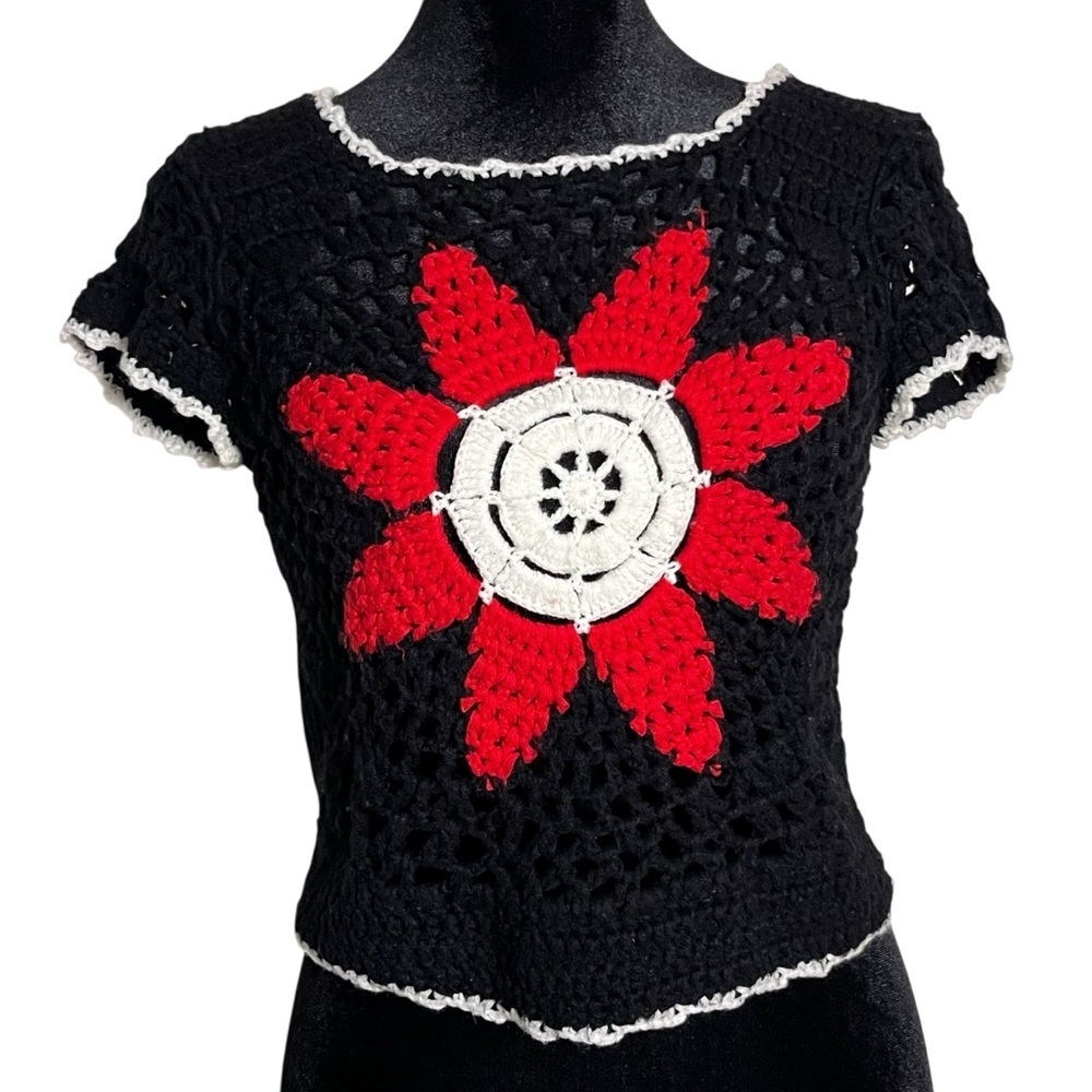Vintage 70s-Style Crochet Flower Top Cropped – ARDEE – Size S - Picture 2 of 8